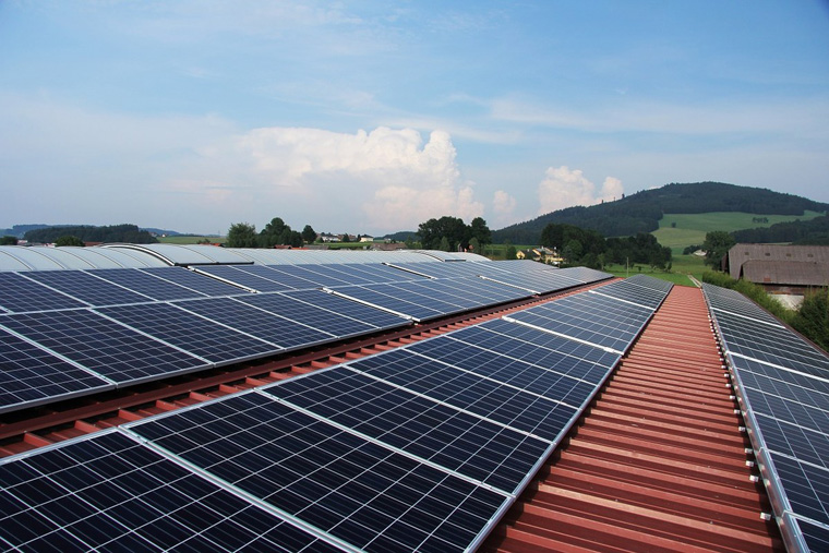 p型半導體光伏大電池工作原理，電池組p什么意思
