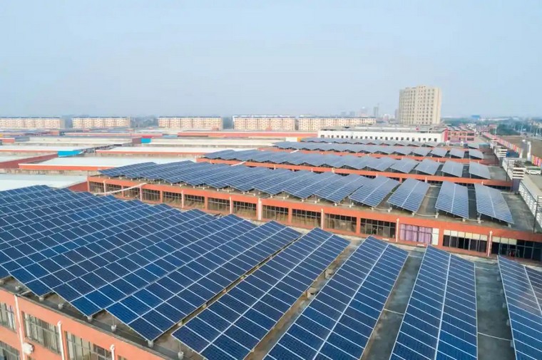 中國太陽能資源分布：根據各地接受太陽總輻射量的多少，可將全國劃分為五類地區